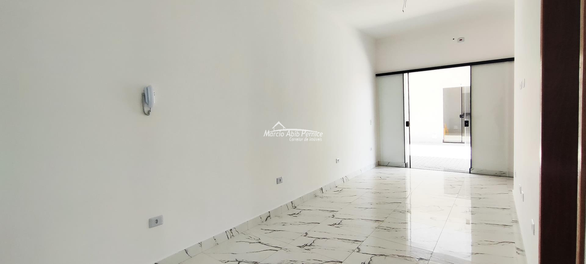 Apartamento a 300 m da praia